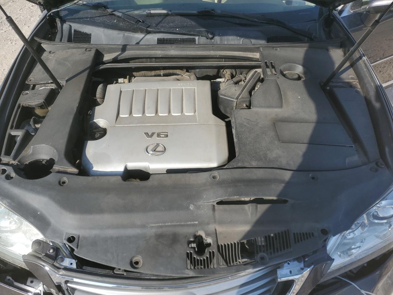 2010 Lexus ES - Image 13