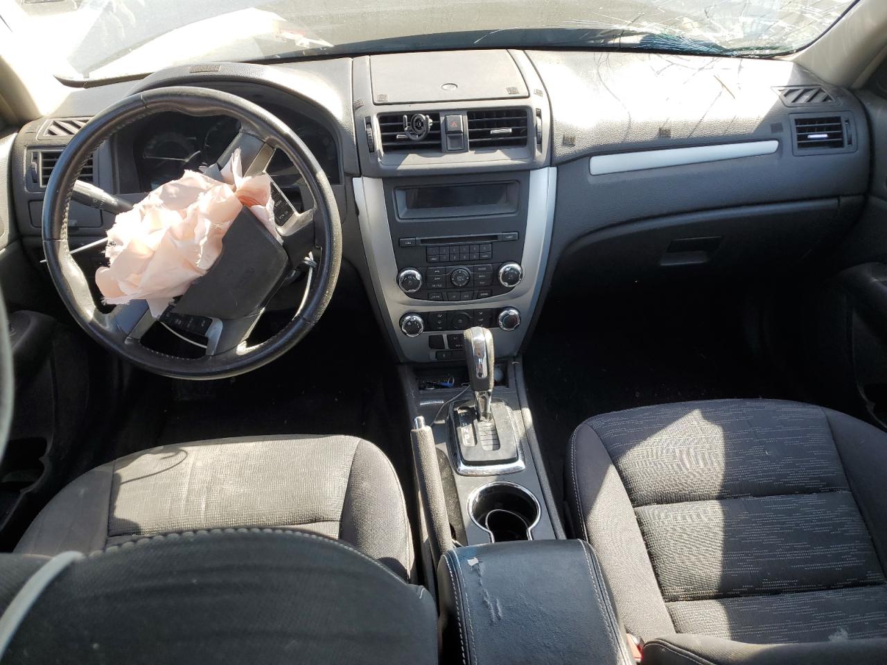 2010 Ford Fusion Se VIN: 3FAHP0HA7AR226944 Lot: 74441044