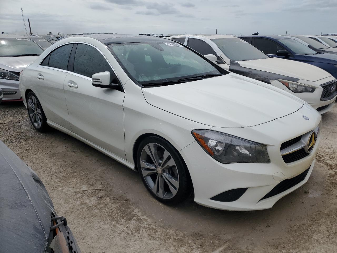 VIN WDDSJ4EB5FN283195 2015 MERCEDES-BENZ CLA-CLASS no.4