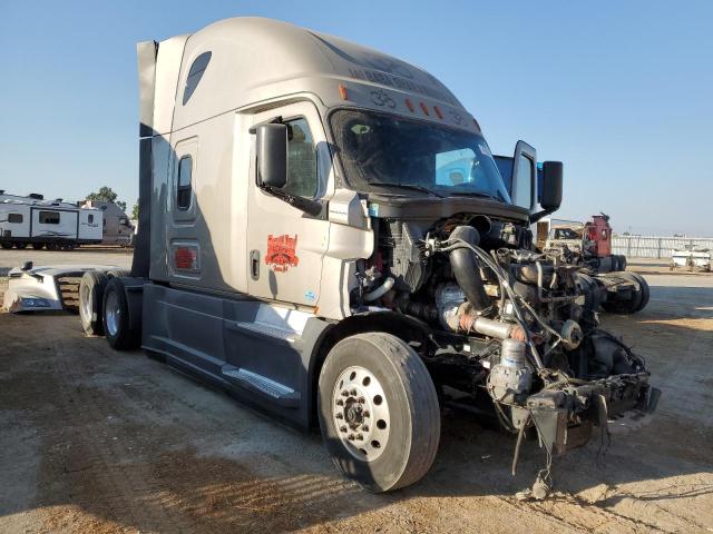 2020 Freightliner Cascadia 126 