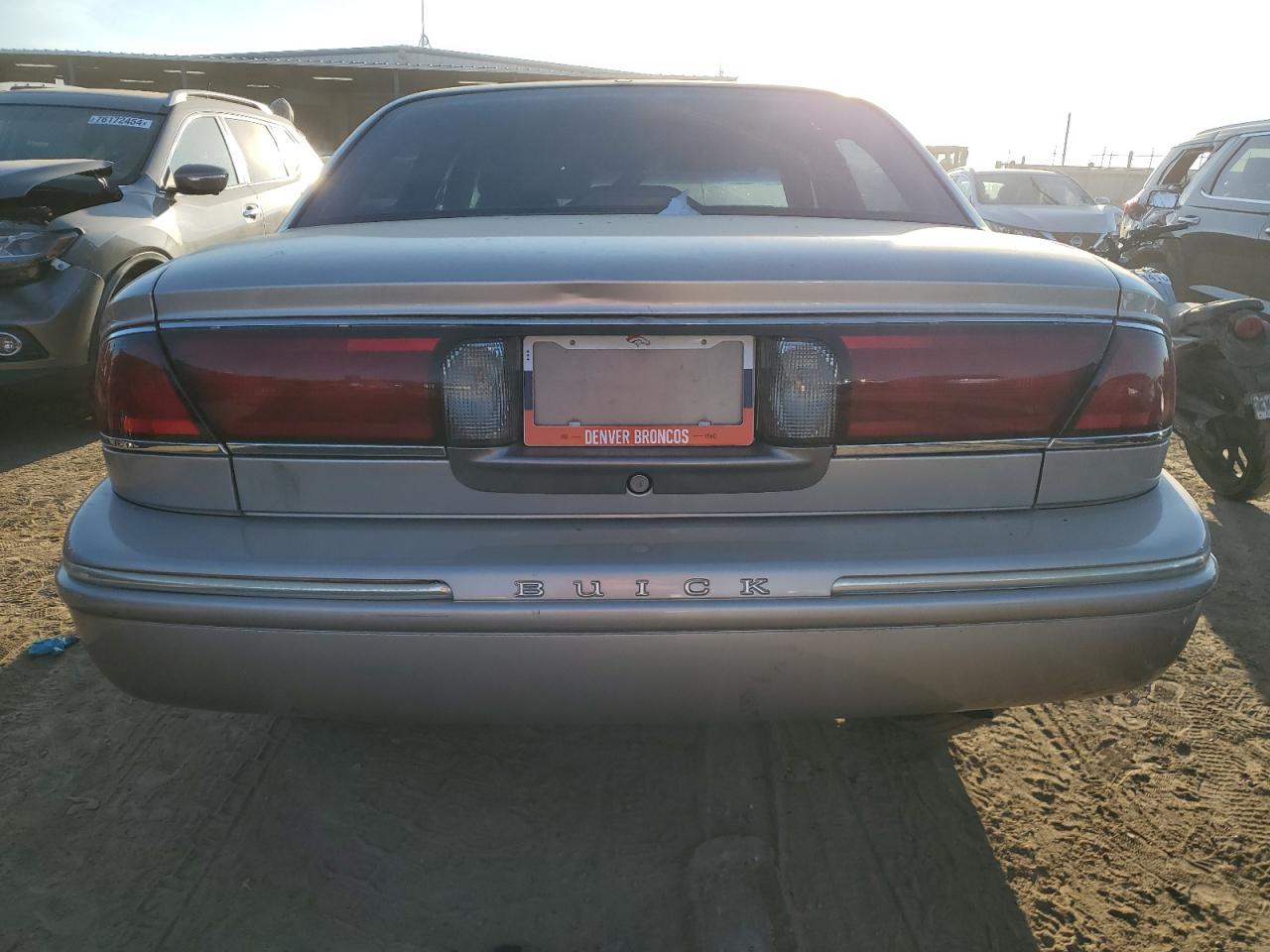 1G4HR52K5WH463200 1998 Buick Lesabre Limited