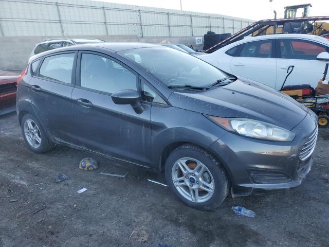 Хетчбеки FORD FIESTA 2017 Сірий