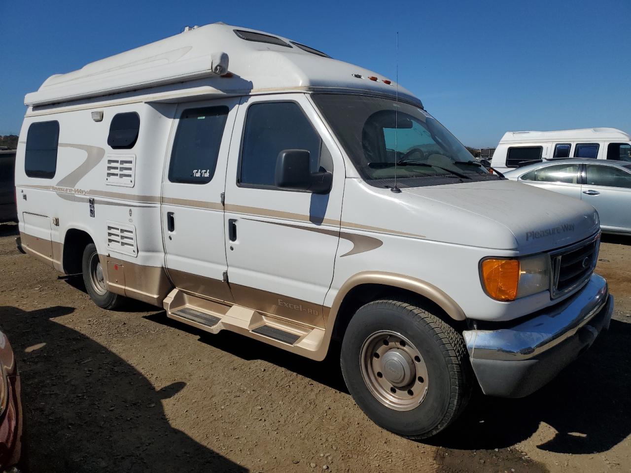2004 Ford Econoline - Image 1
