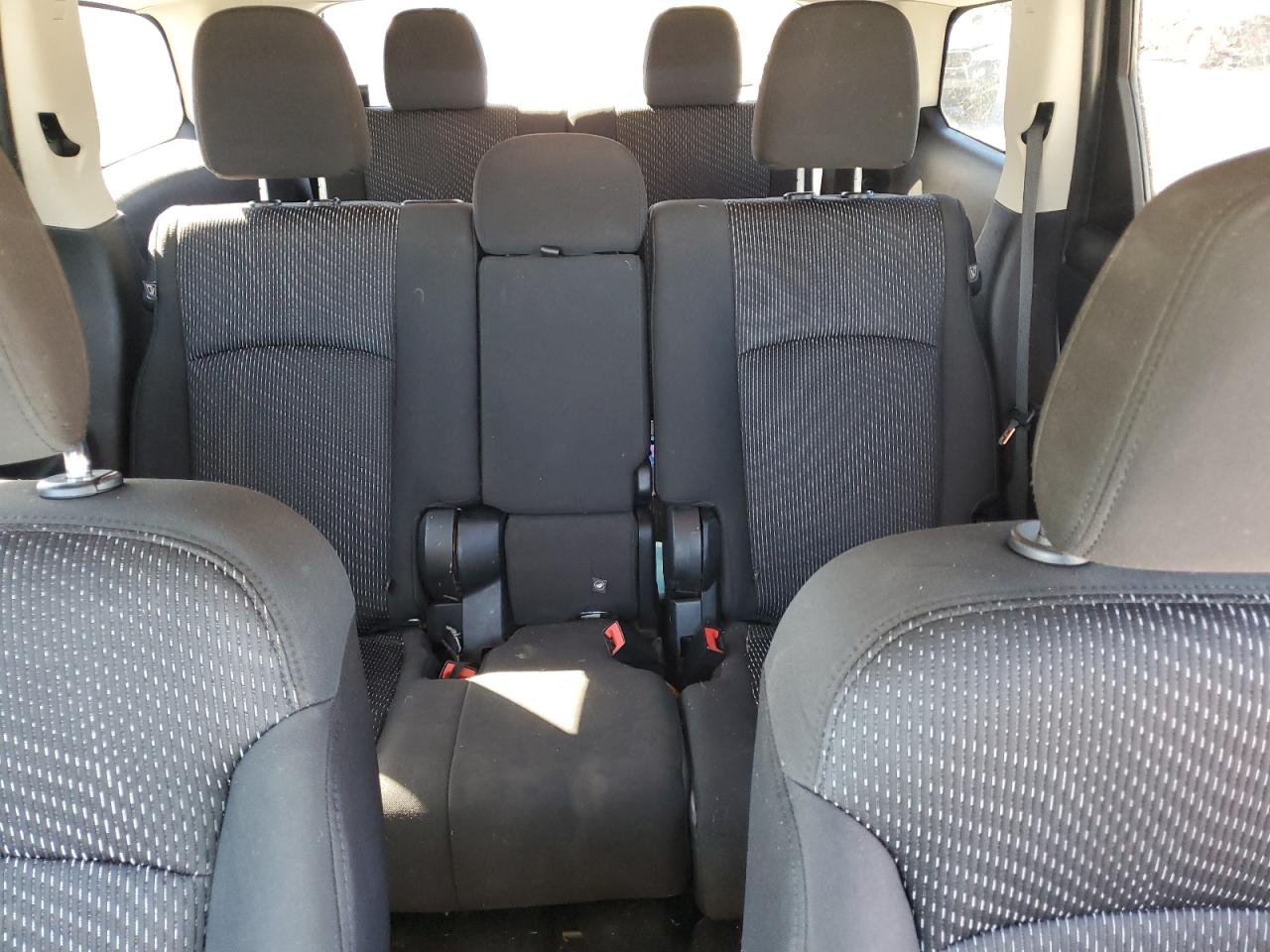 2016 Dodge Journey - Image 10