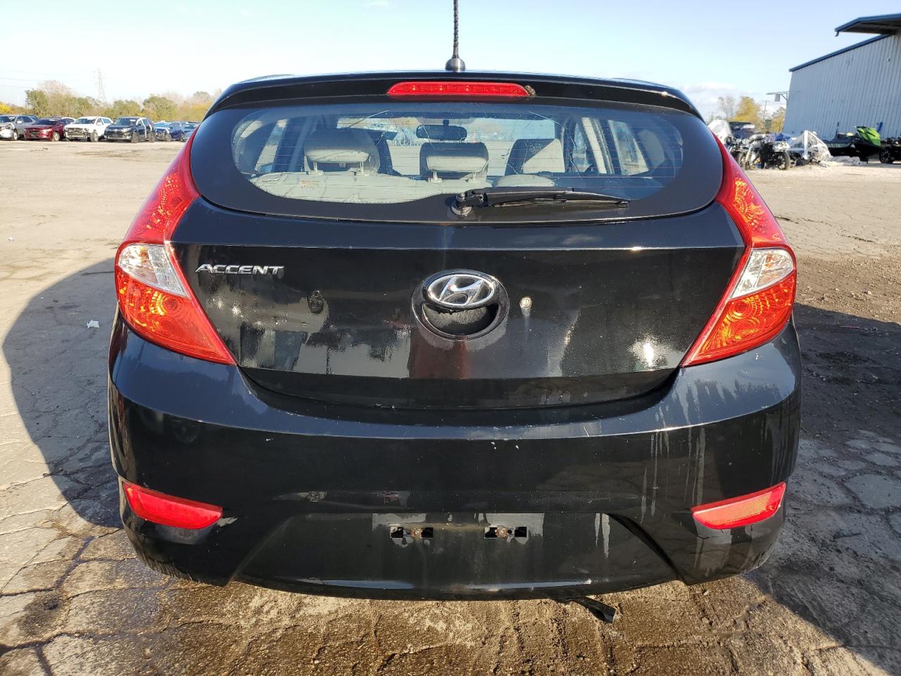 2013 Hyundai Accent - Image 6