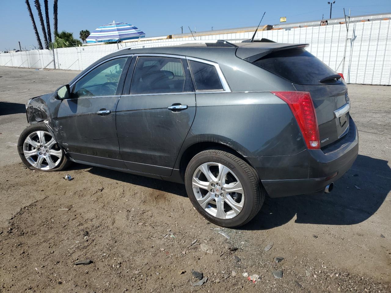 VIN 3GYFNCE34ES566317 2014 CADILLAC SRX no.2