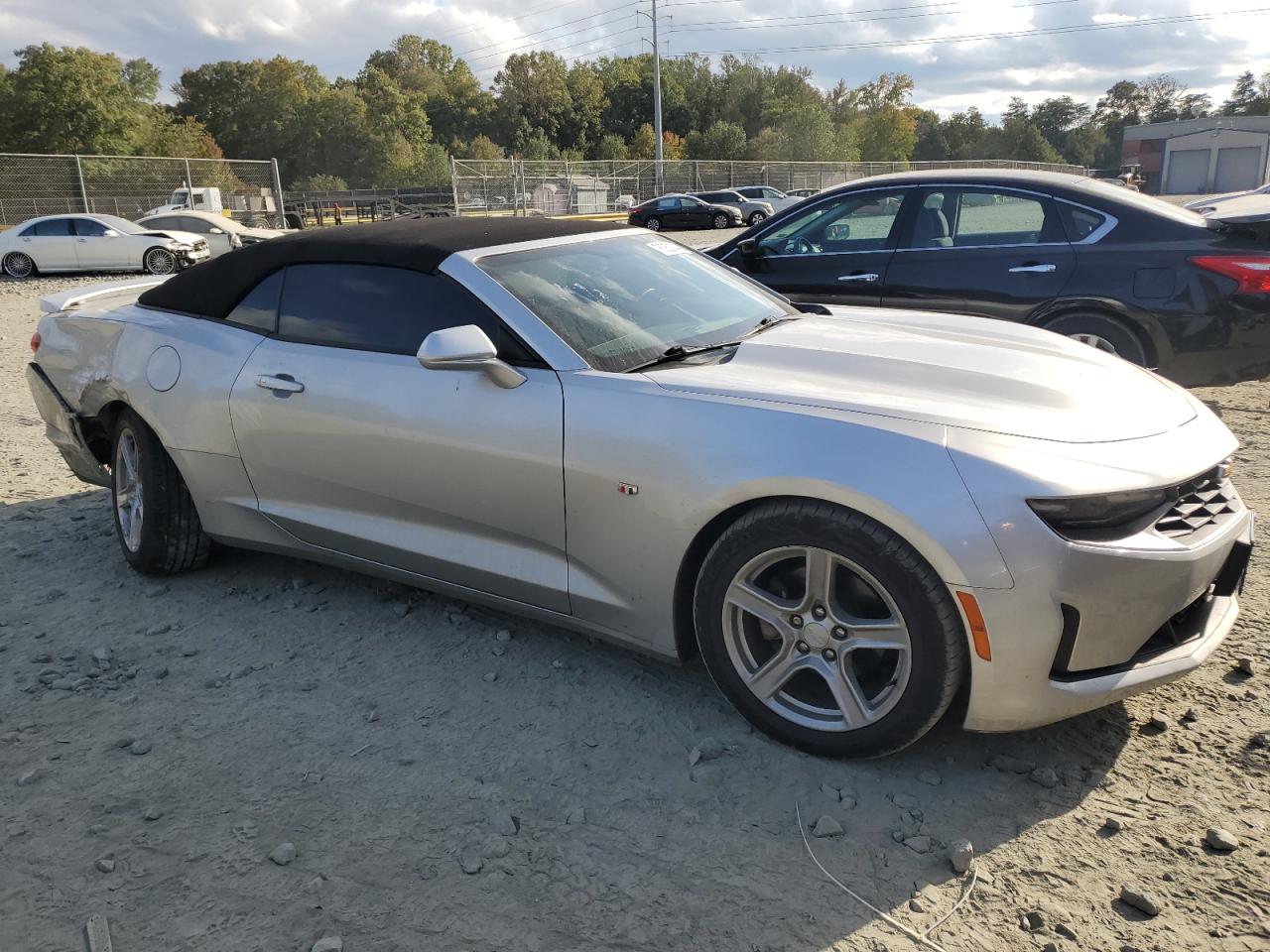2019 Chevrolet Camaro - Image 4