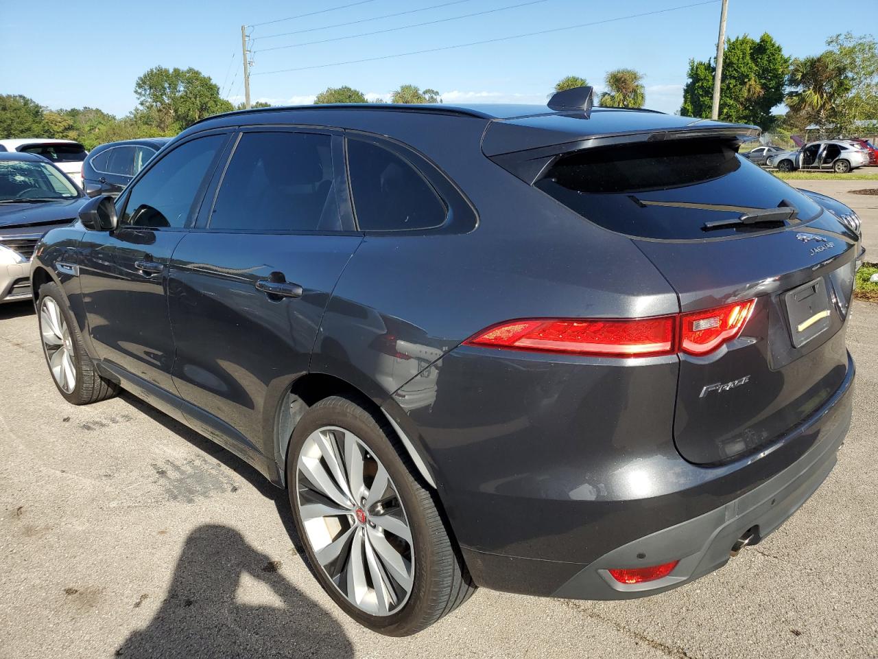 2019 Jaguar F-Pace - Image 2