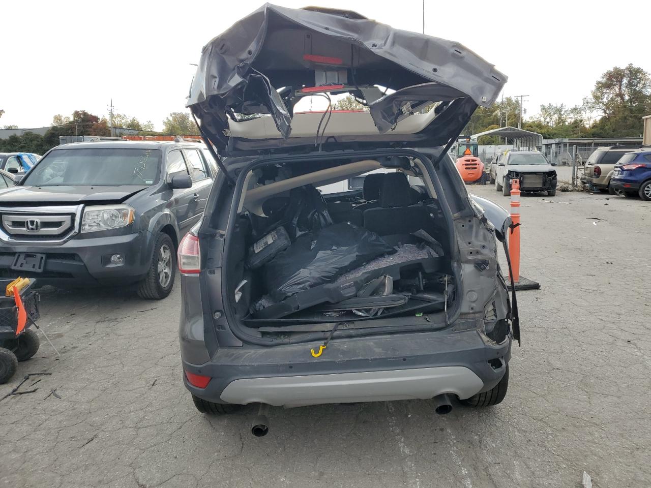 VIN 1FMCU0G9XEUB62302 2014 FORD ESCAPE no.6