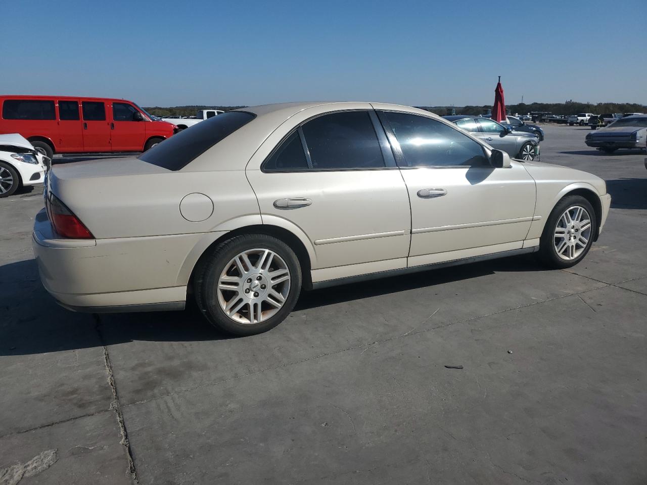 2003 Lincoln LS - Image 3