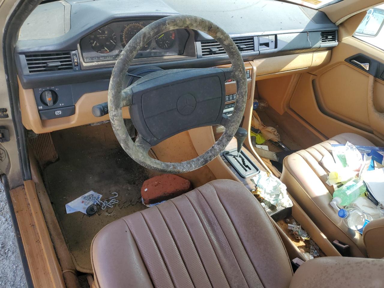 1989 Mercedes-Benz 300 Te VIN: WDBEA90D9KF120422 Lot: 77745044