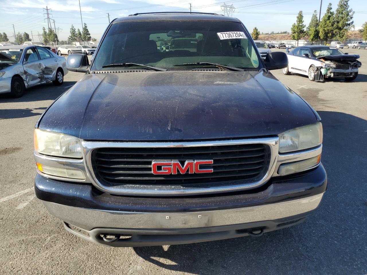 2004 GMC Yukon - Image 5