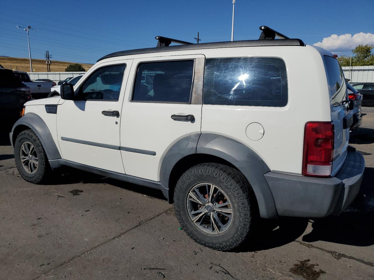 2008 Dodge Nitro - Image 2
