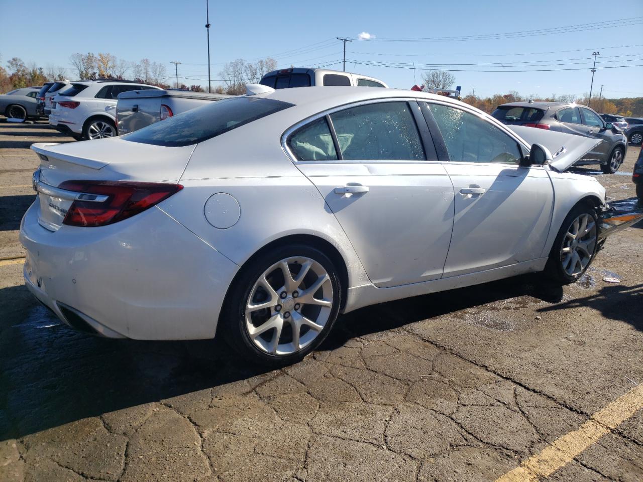 2016 Buick Regal - Image 3