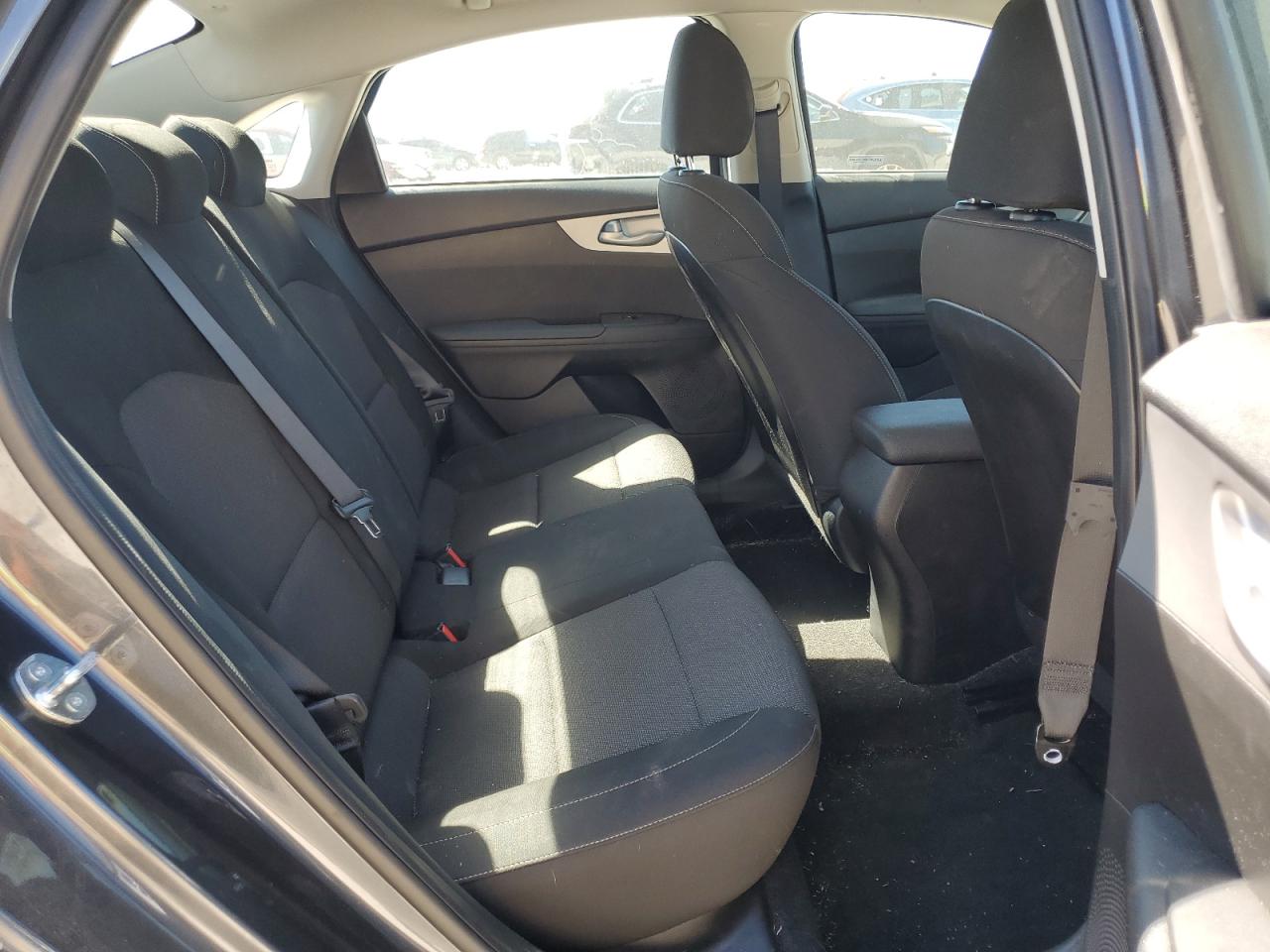 2023 Kia Forte - Image 10