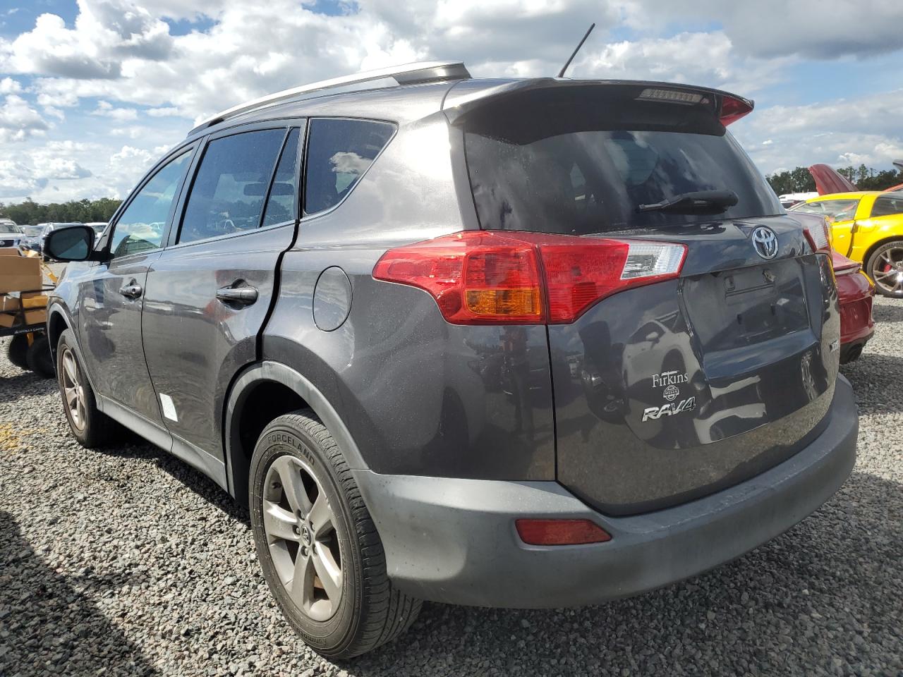 2015 Toyota RAV 4 - Image 2