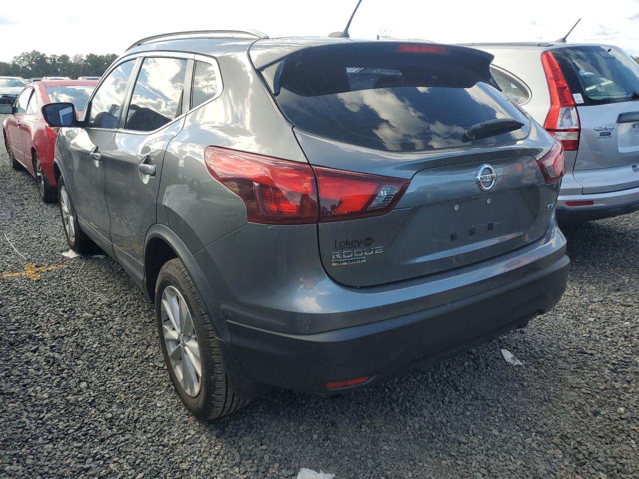 JN1BJ1CP1HW035761 2017 NISSAN ROGUE - Image 2