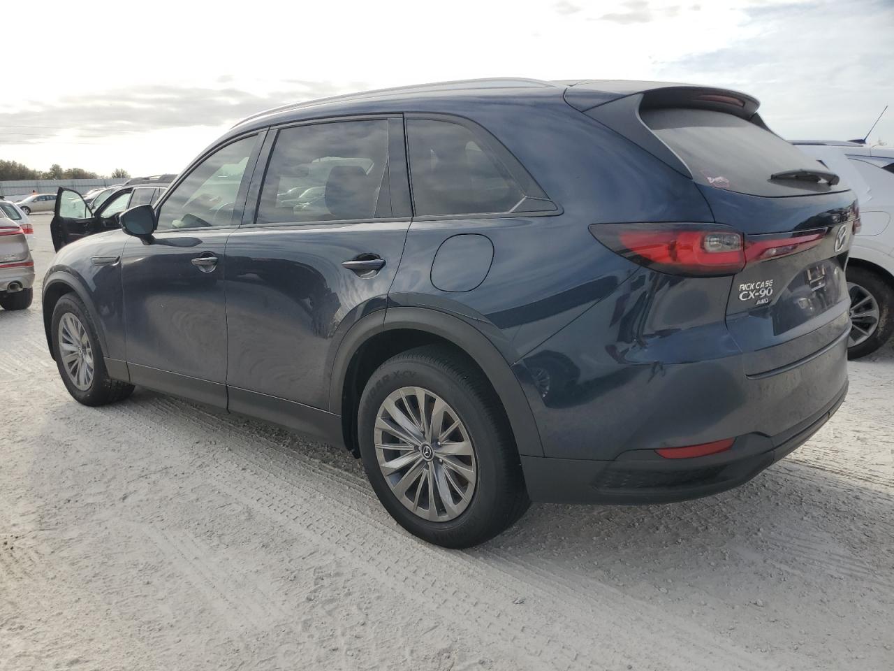 2024 Mazda CX-90 - Image 2