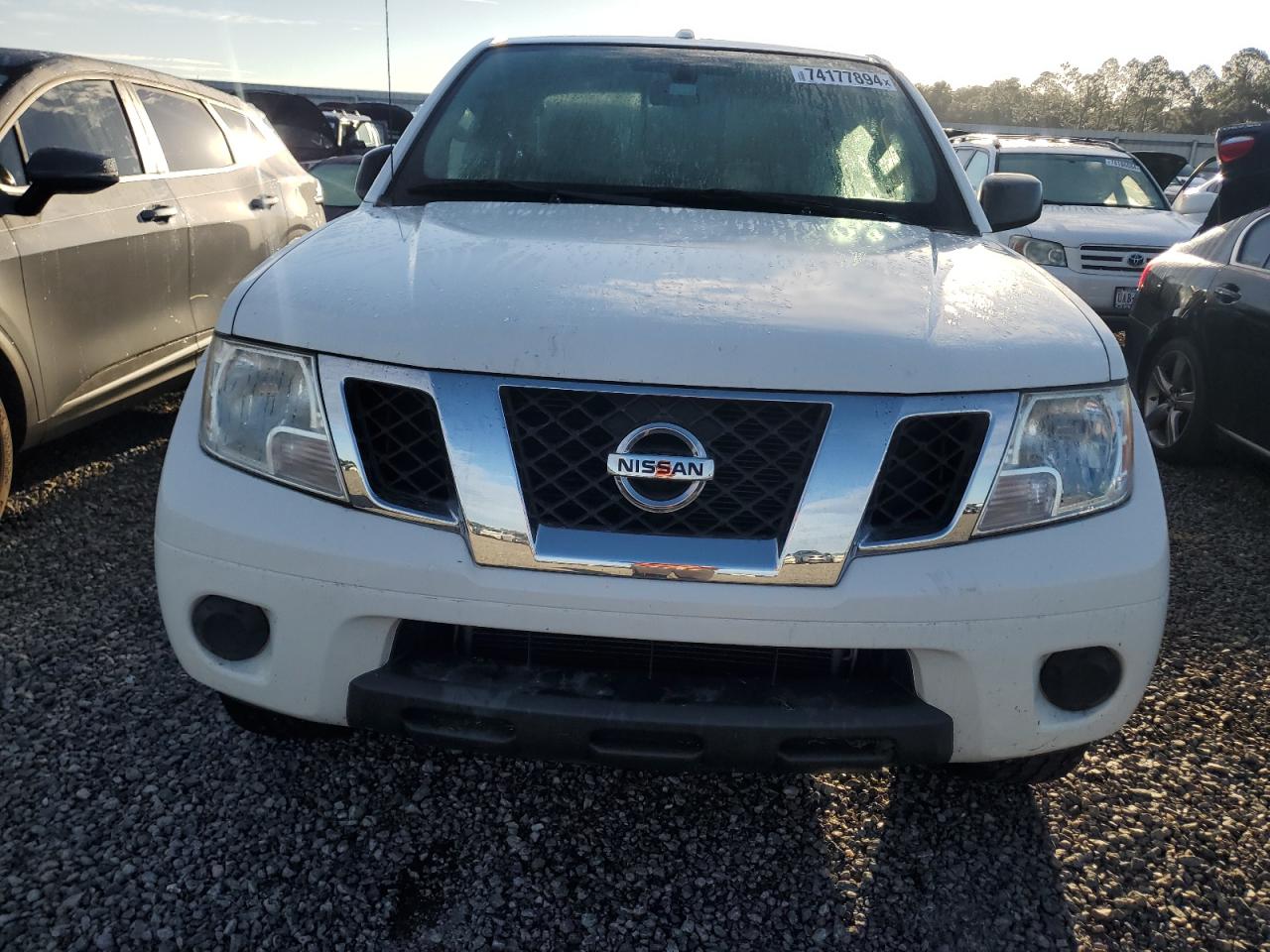 2013 Nissan Navara (Frontier) - Image 5