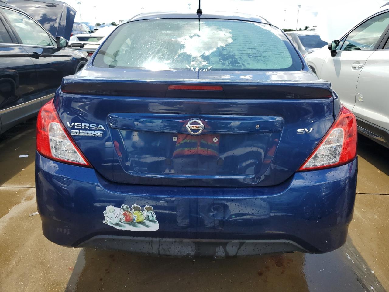 2018 Nissan Versa S VIN: 3N1CN7AP3JL841126 Lot: 73689974