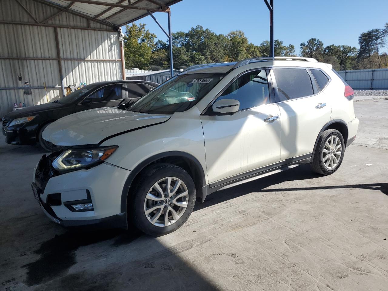 2017 Nissan Rogue - Image 1