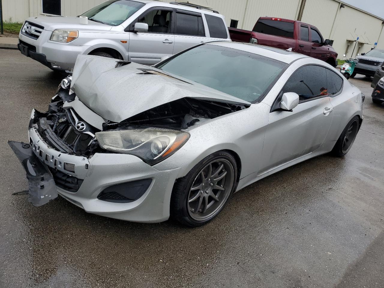 2013 Hyundai Genesis - Image 1