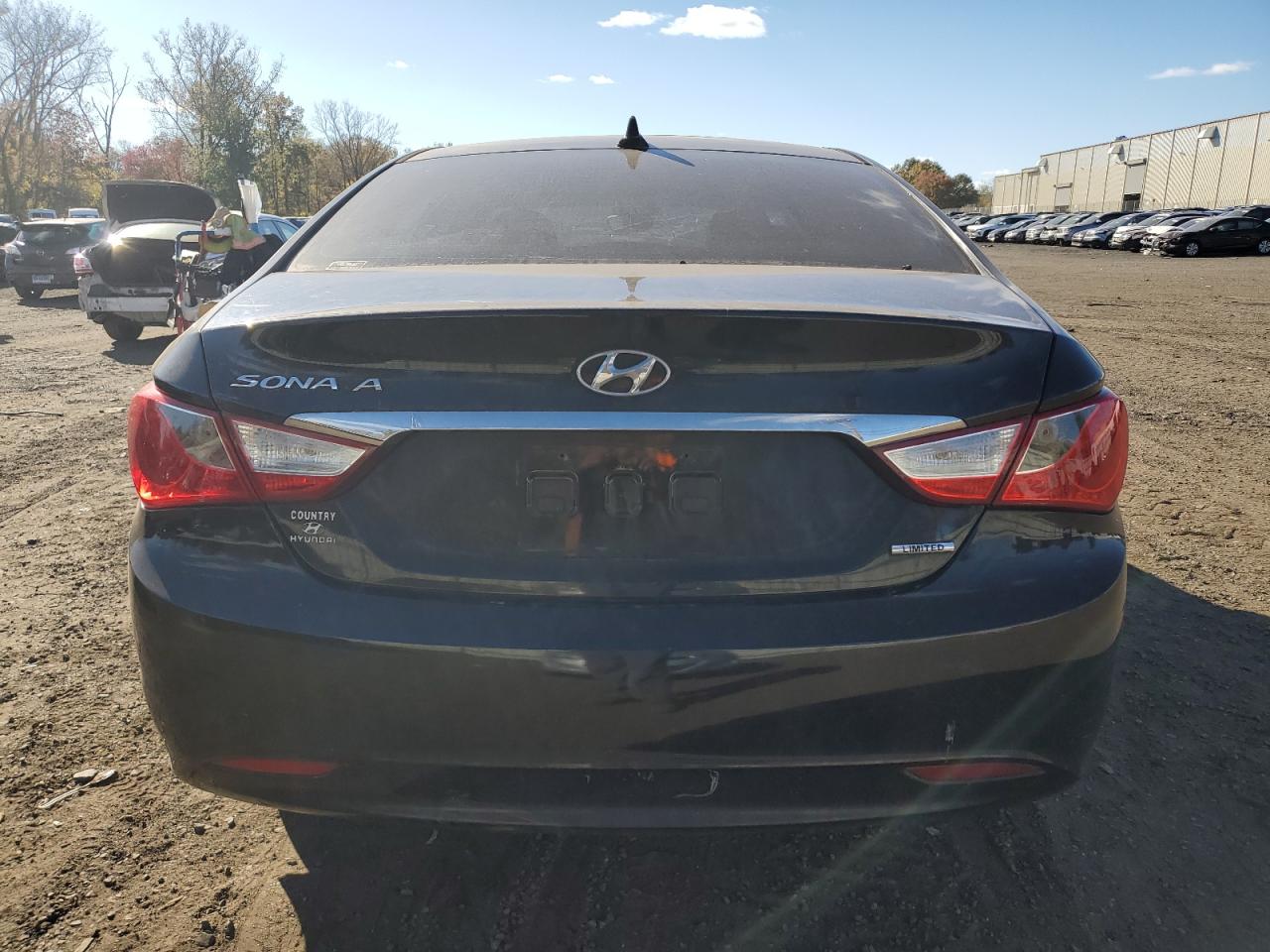 5NPEC4AC7BH276128 2011 Hyundai Sonata Se