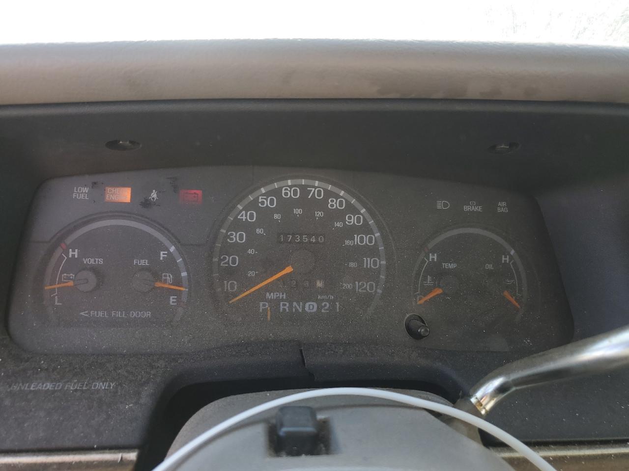 1996 Ford Crown Victoria VIN: 2FALP73WXTX196123 Lot: 77444094