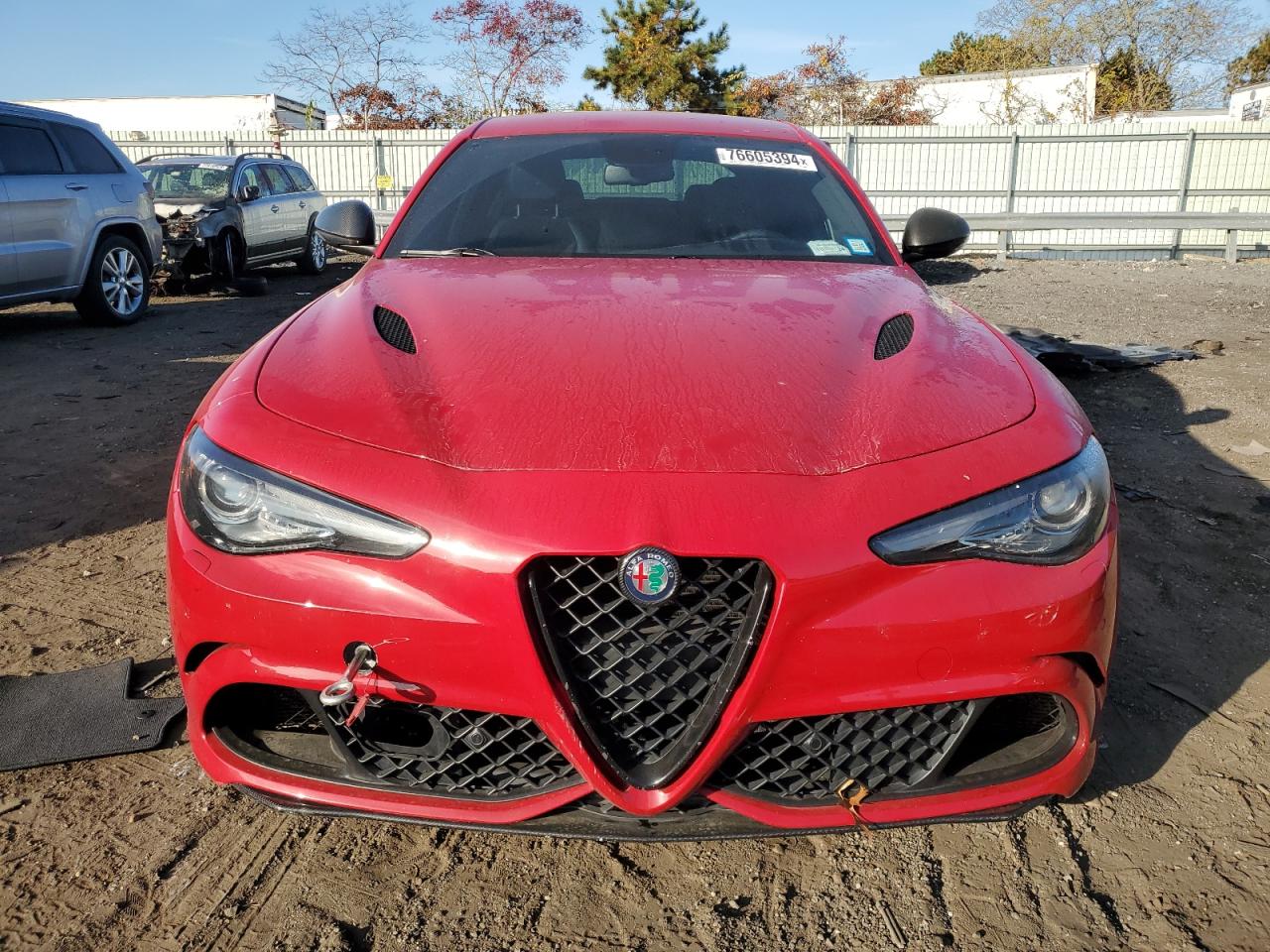 ZARFAEAVXH7550930 2017 Alfa Romeo Giulia Quadrifoglio