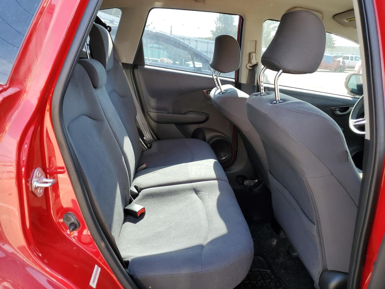 2013 Honda Fit VIN: JHMGE8H38DC082673 Lot: 77756424