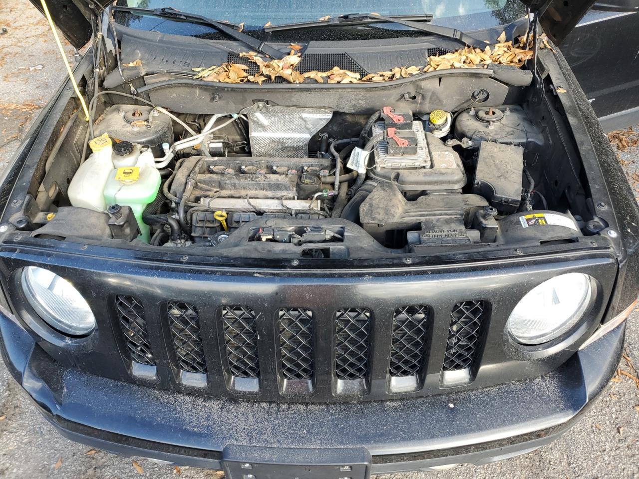 1C4NJPFA9GD526335 2016 Jeep Patriot Latitude