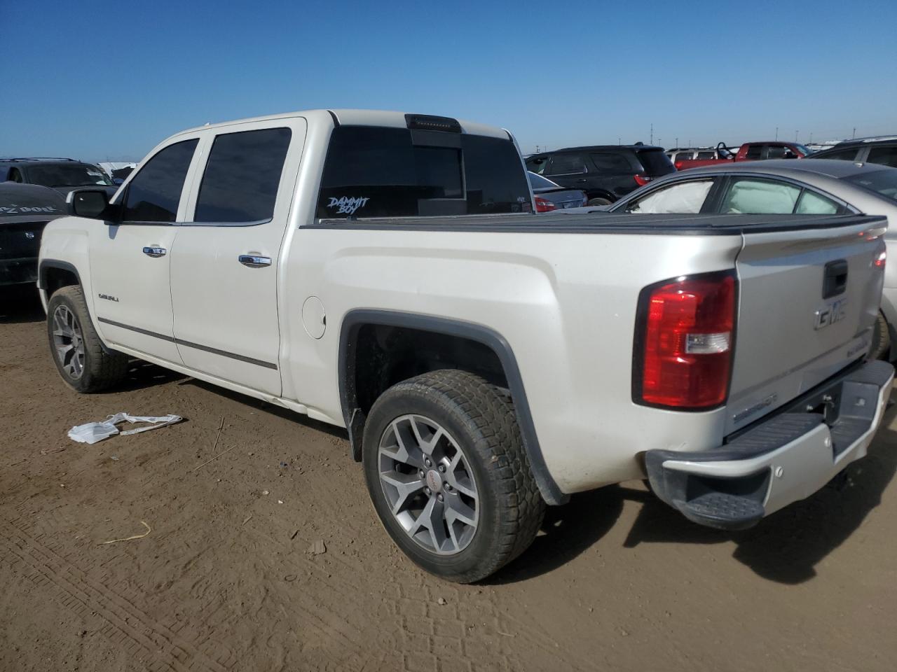 2015 GMC Sierra - Image 2