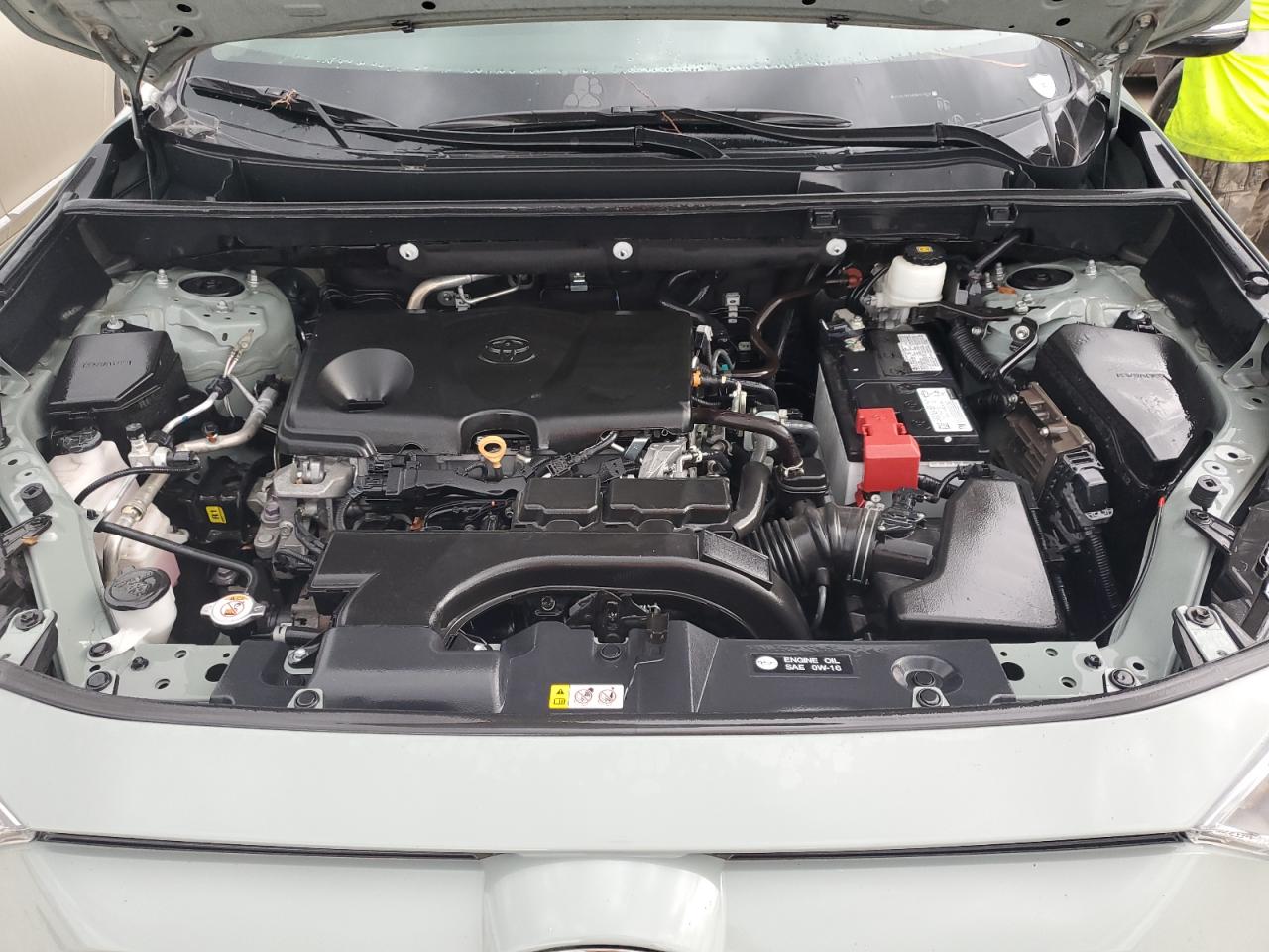 2021 Toyota RAV 4 - Image 12