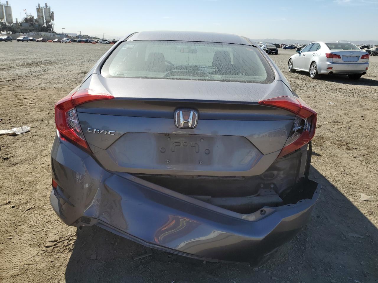 2HGFC2F57JH526060 2018 Honda Civic Lx