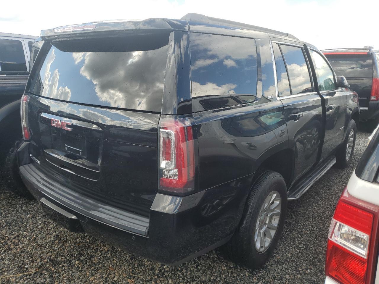 2020 GMC Yukon - Image 3
