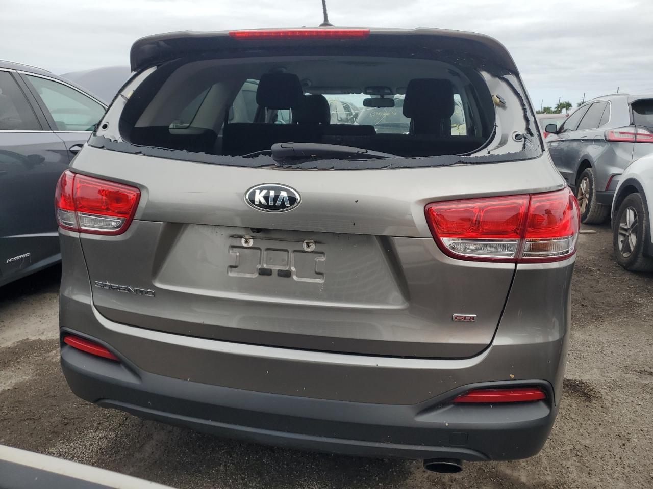 VIN 5XYPG4A35HG245473 2017 KIA SORENTO no.6