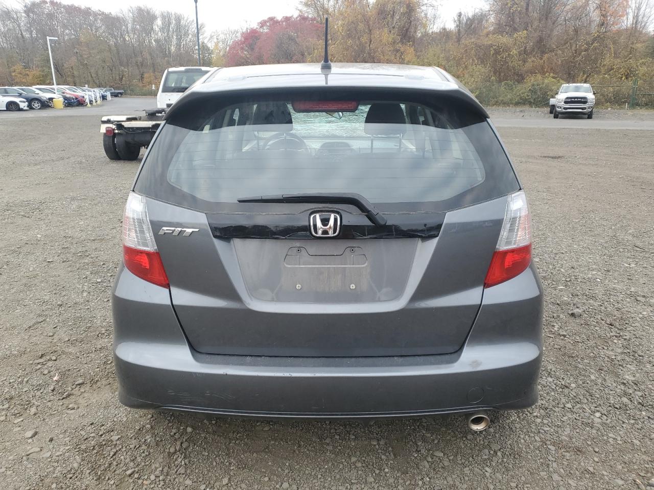 2013 Honda Fit - Image 6