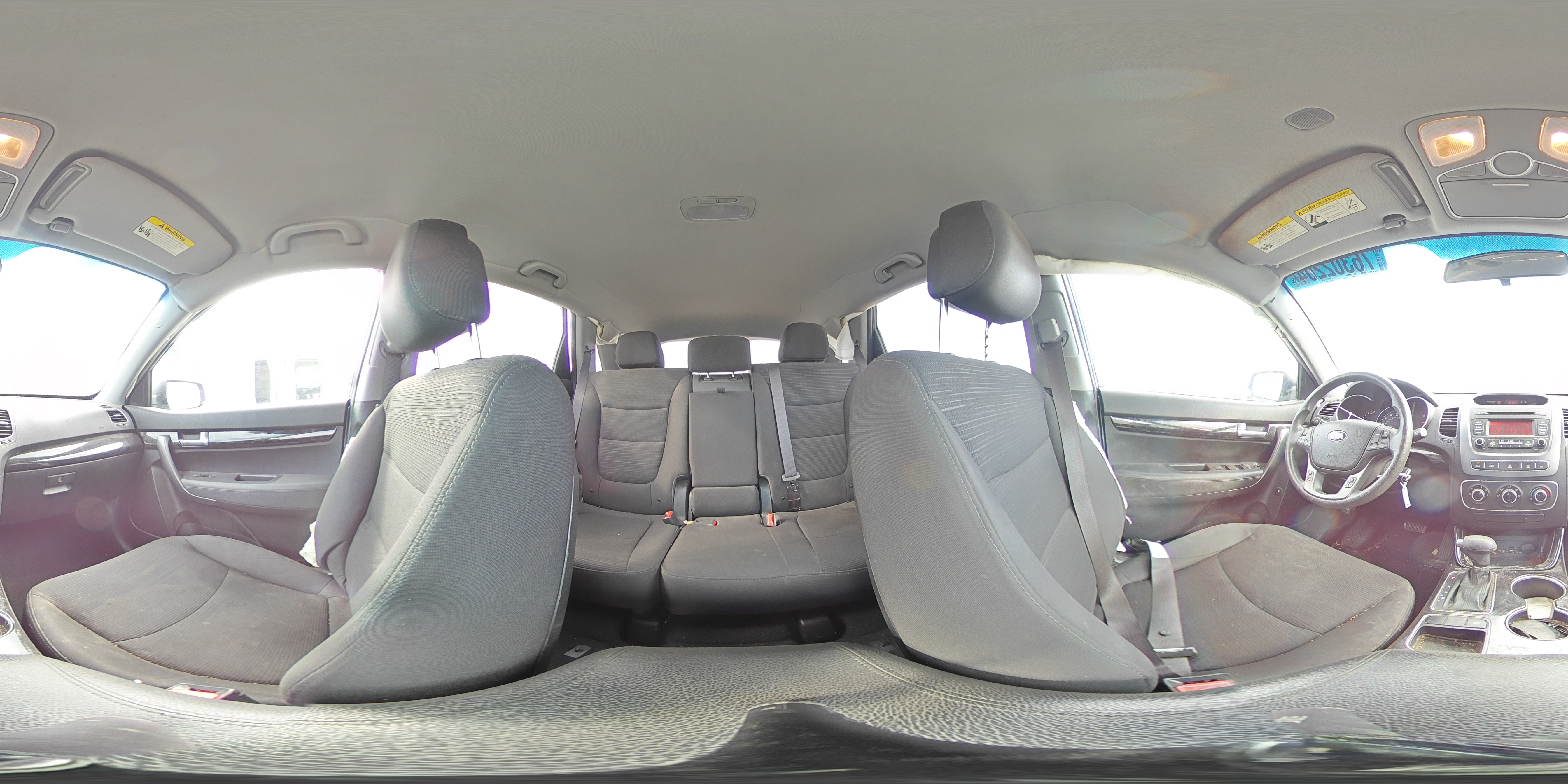 2014 Kia Sorento - Image 14