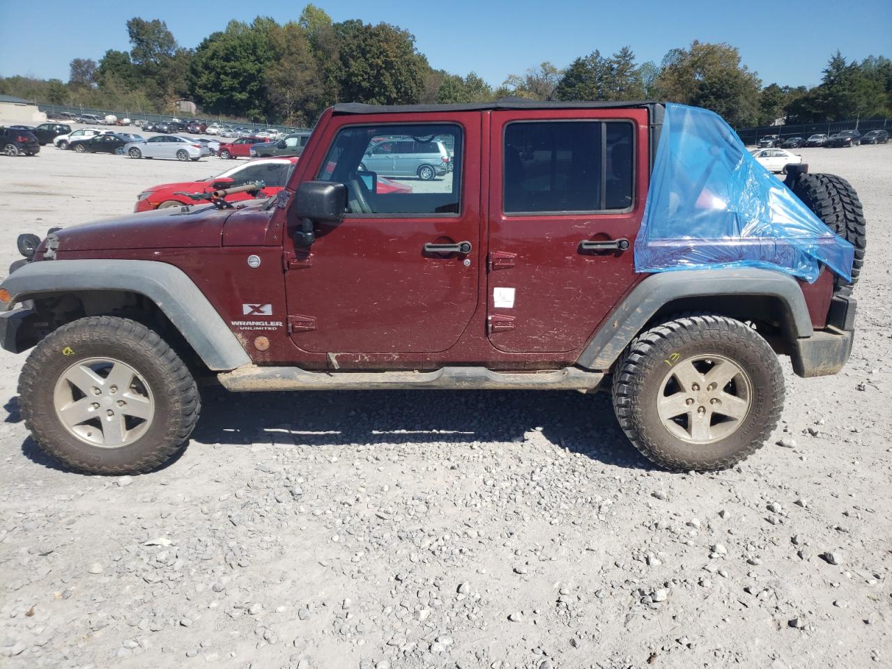 2007 Jeep Wrangler X VIN: 1J4GA39147L175055 Lot: 76491424