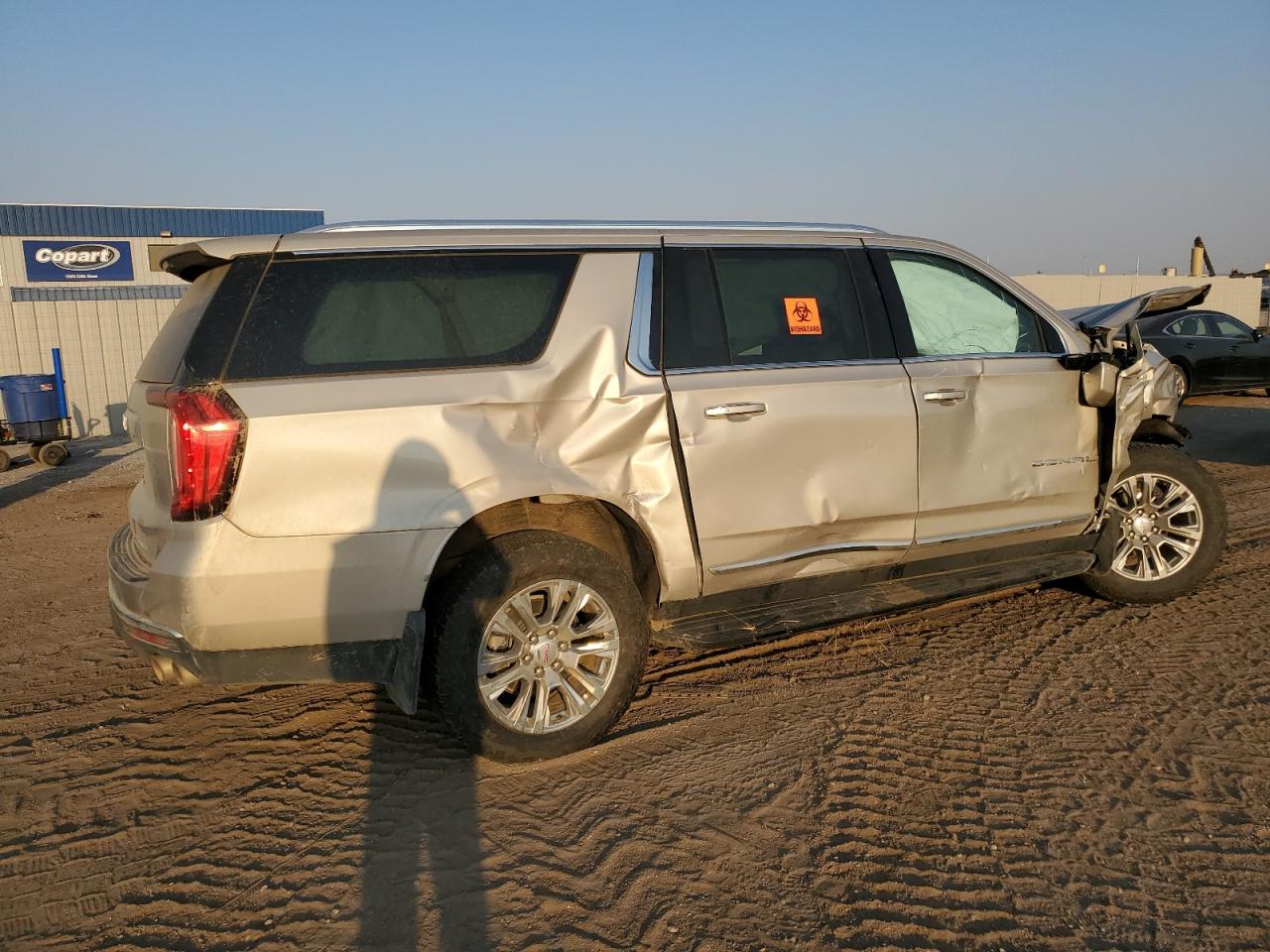 2022 GMC Yukon - Image 3