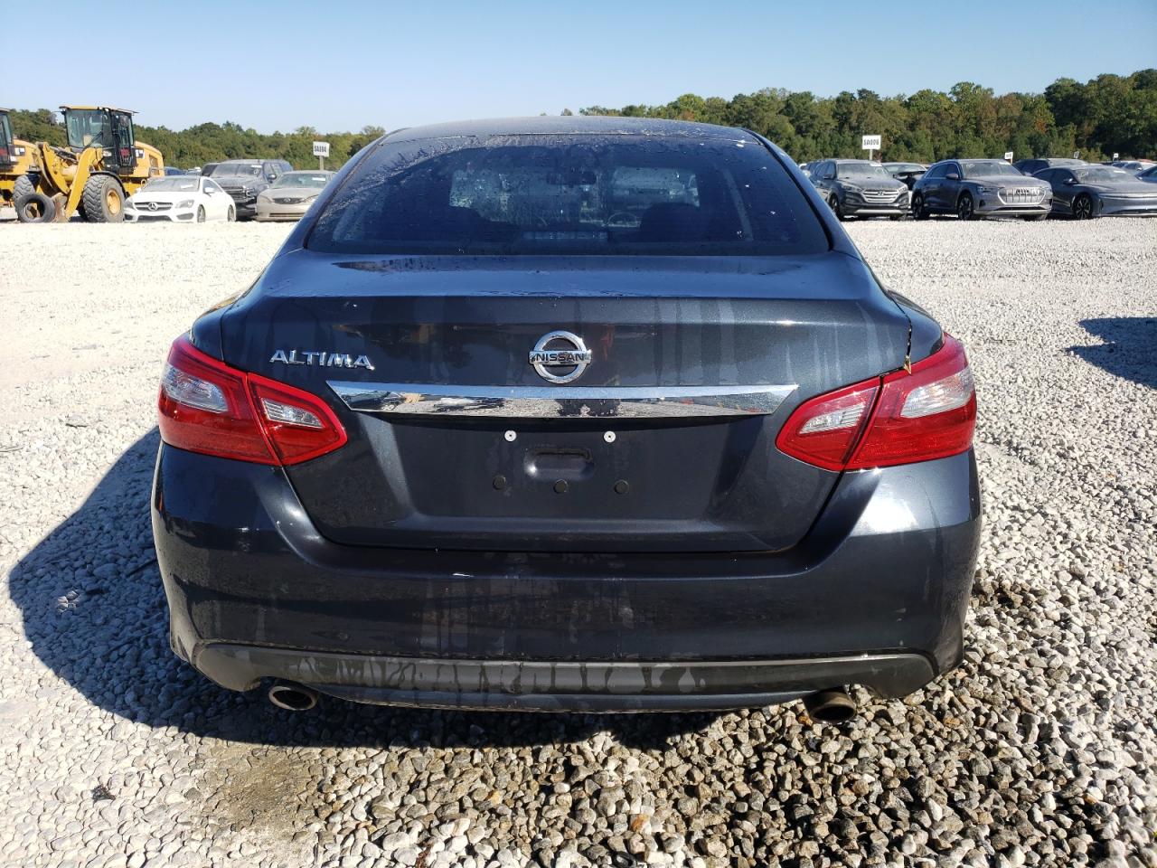 2018 Nissan Altima - Image 6