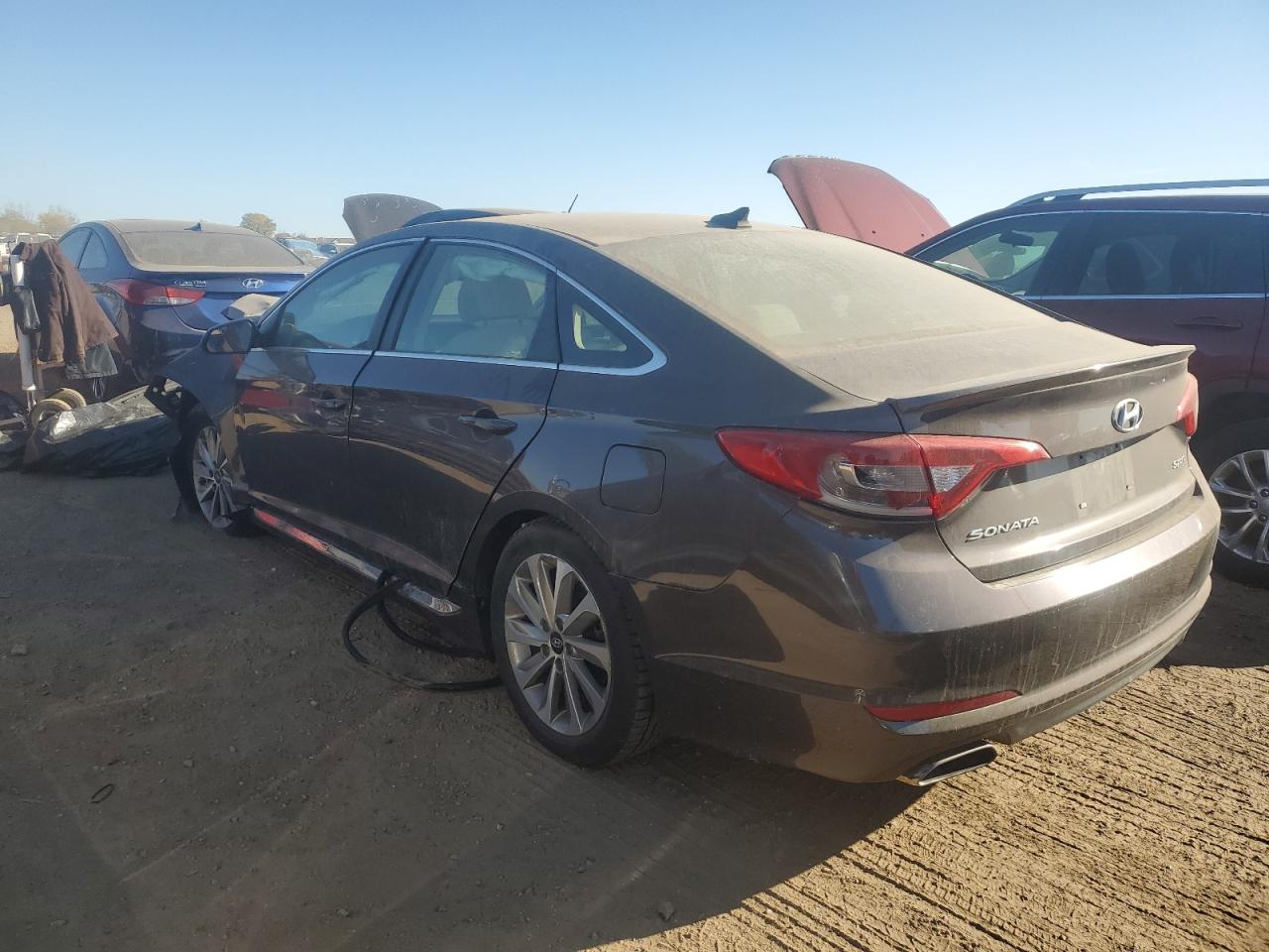 5NPE34AF5FH079703 2015 HYUNDAI SONATA - Image 2