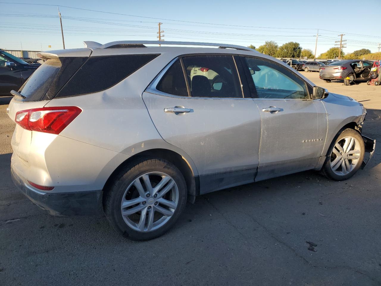 2019 Chevrolet Equinox - Image 3