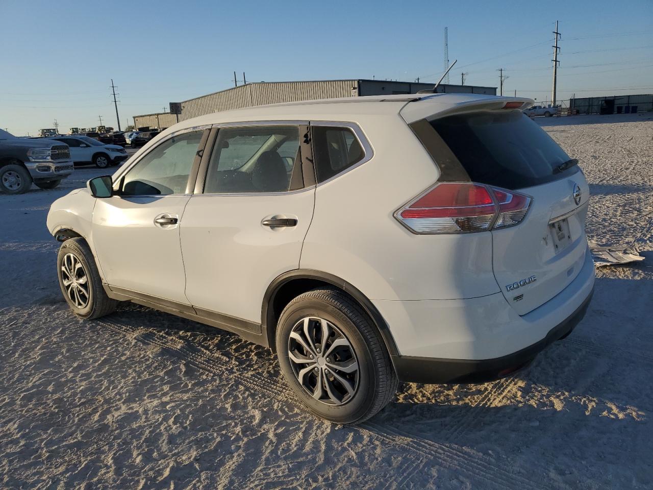 2016 Nissan Rogue S VIN: 5N1AT2MT0GC755455 Lot: 77545504