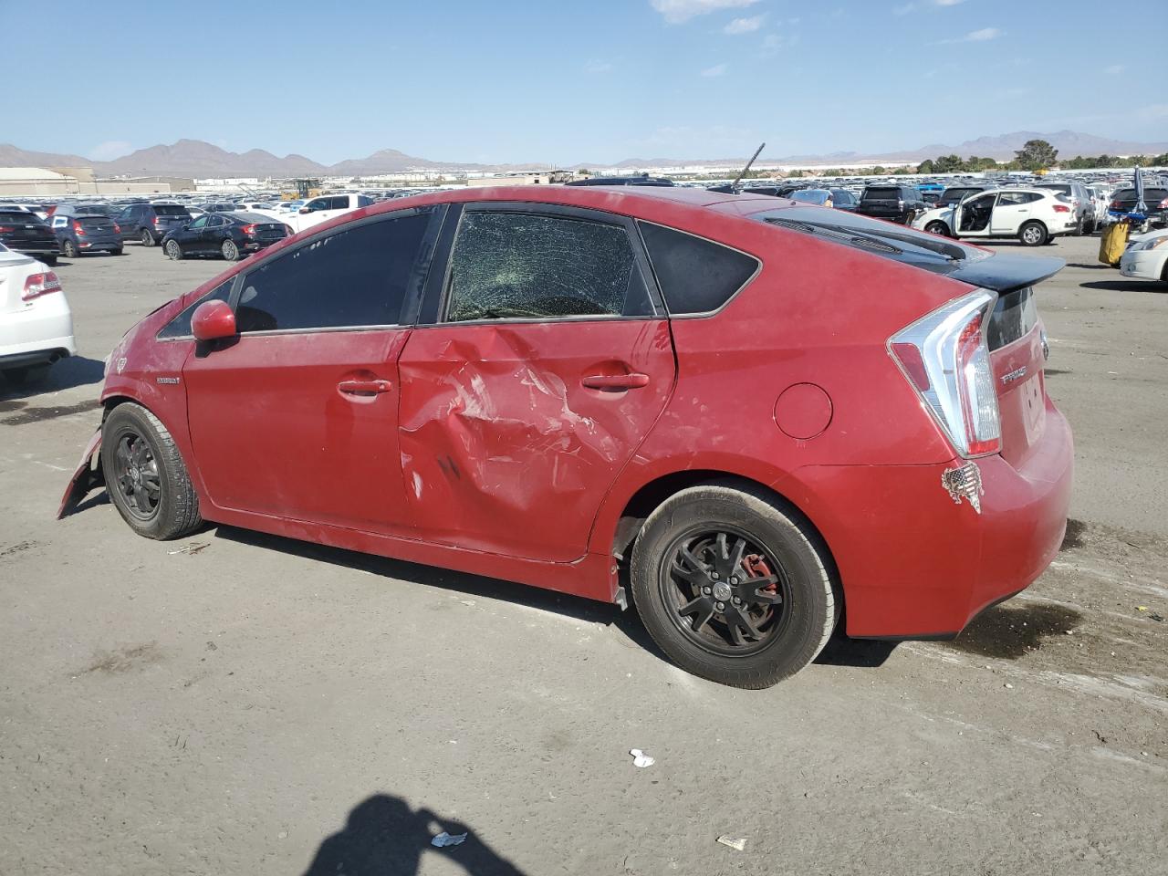 2015 Toyota Prius - Image 2