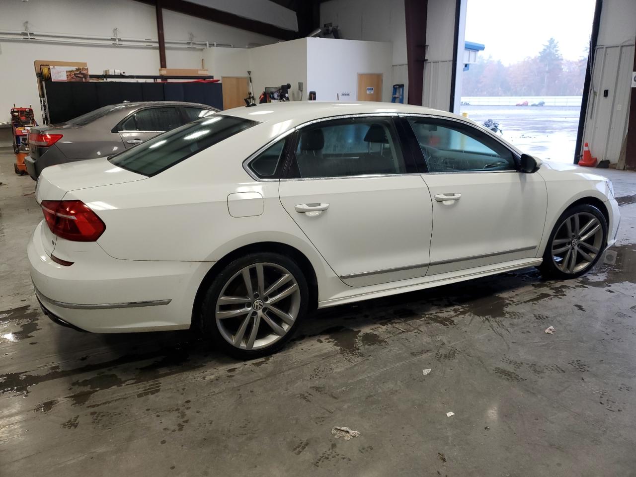 VIN 1VWAT7A36GC069407 2016 VOLKSWAGEN PASSAT no.3