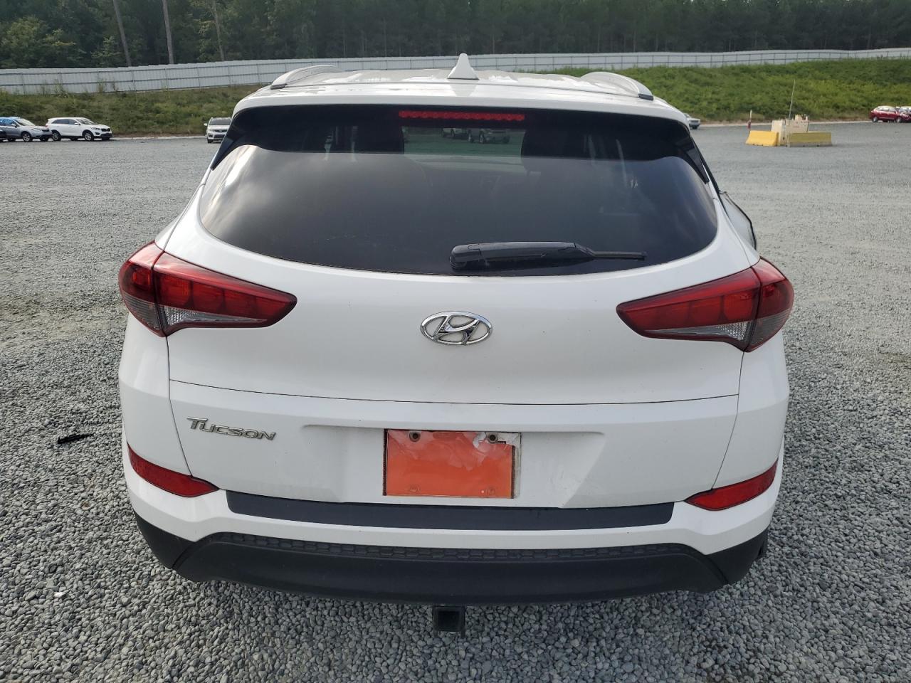 KM8J33A44JU614442 2018 Hyundai Tucson Sel