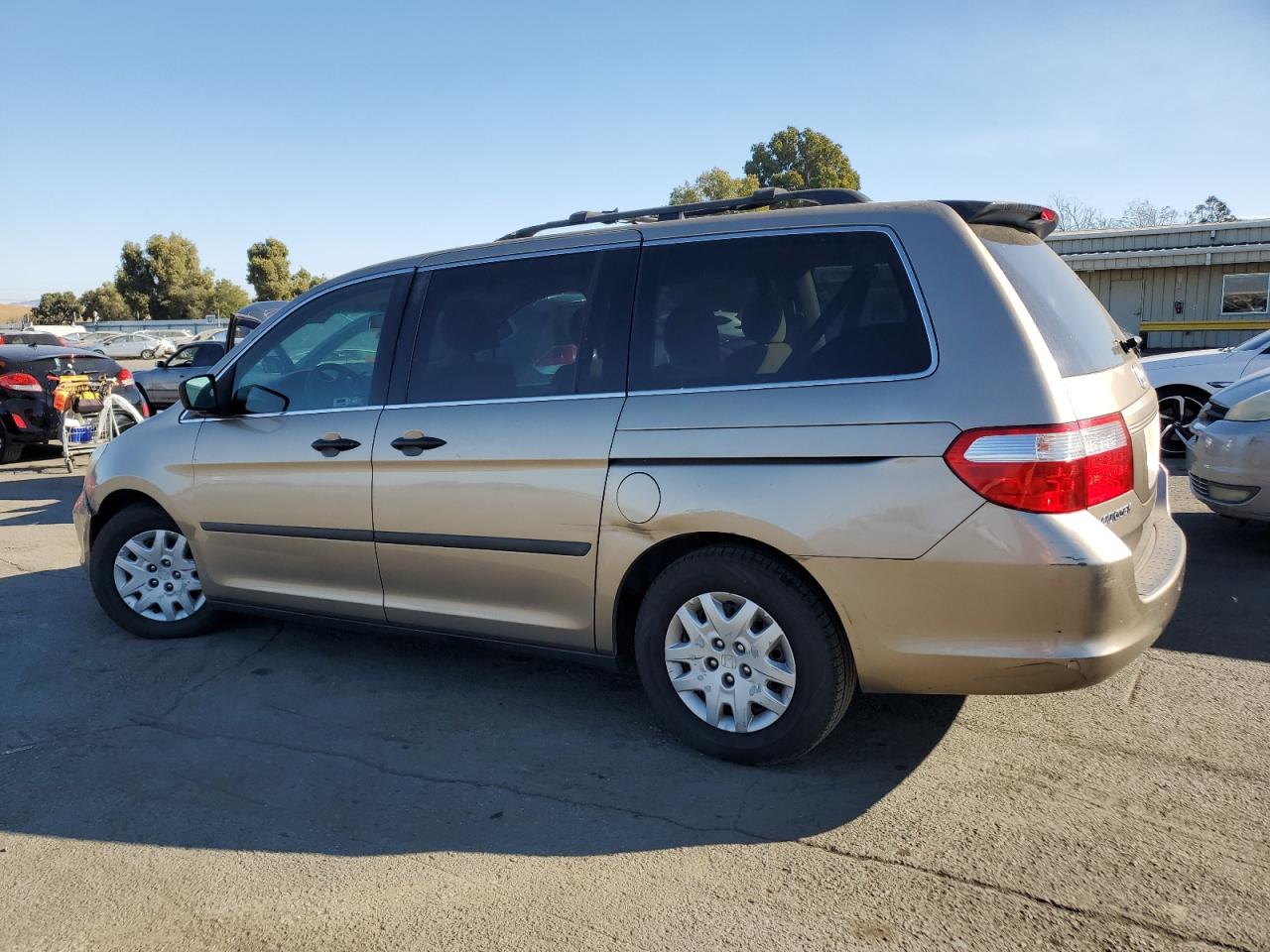 2006 Honda Odyssey - Image 2