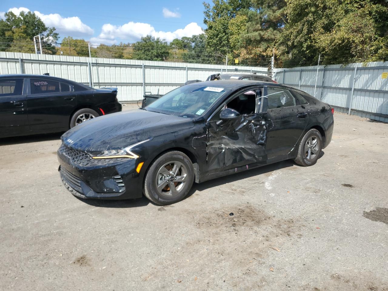 2022 Kia K5 - Image 1