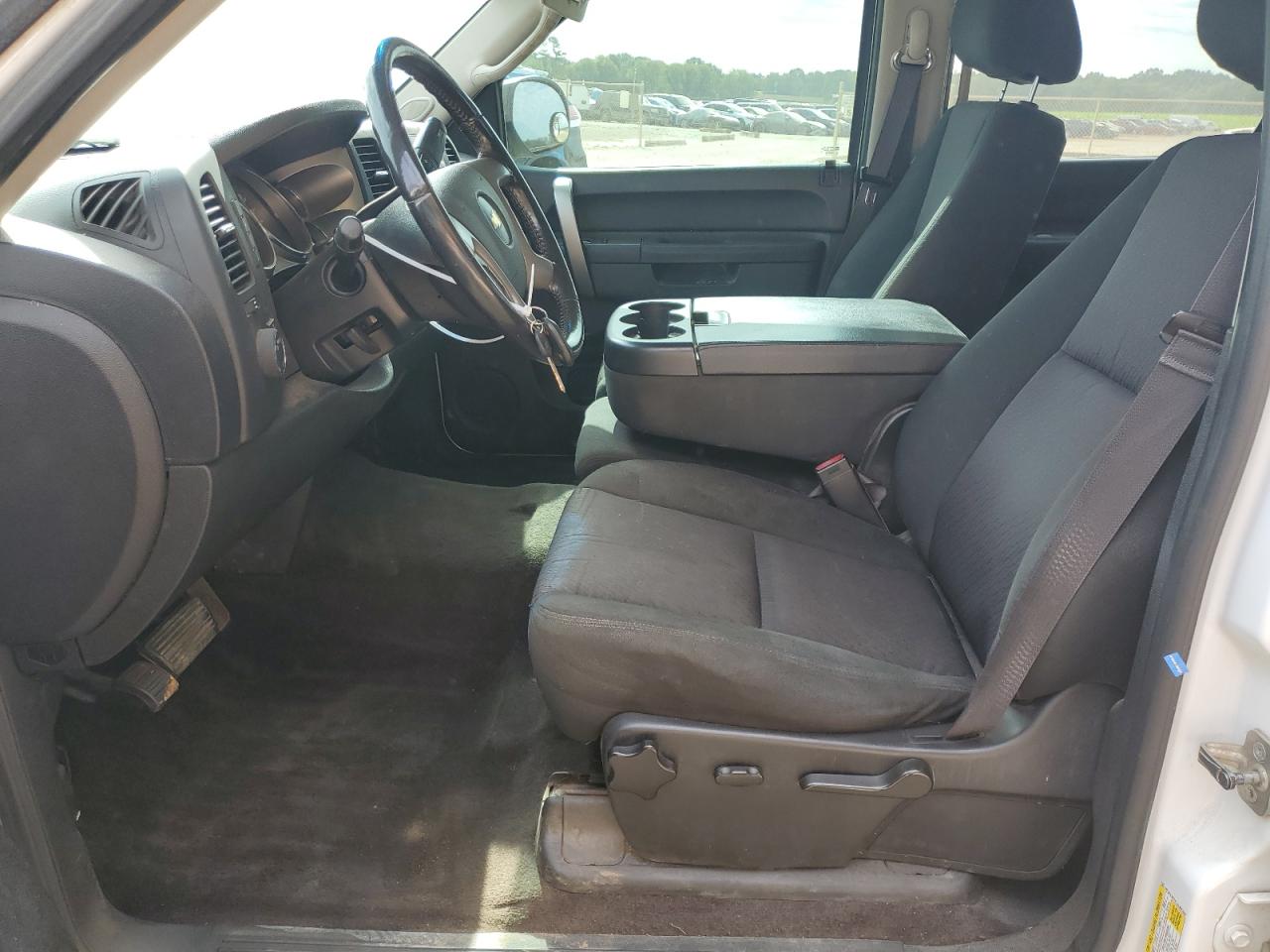 2013 Chevrolet Silverado - Image 7
